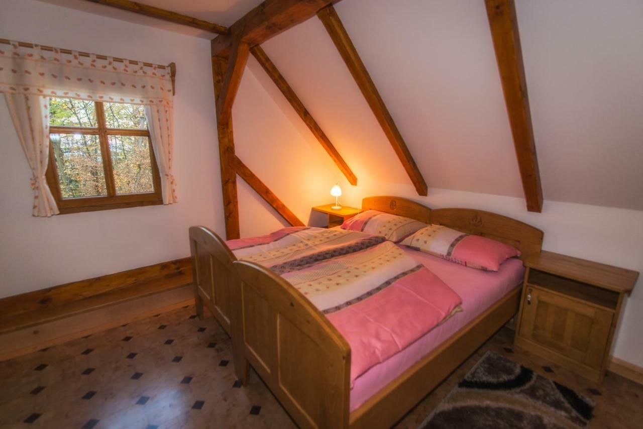 Vineyard Cottage Vina In Medu Trebelno Екстериор снимка